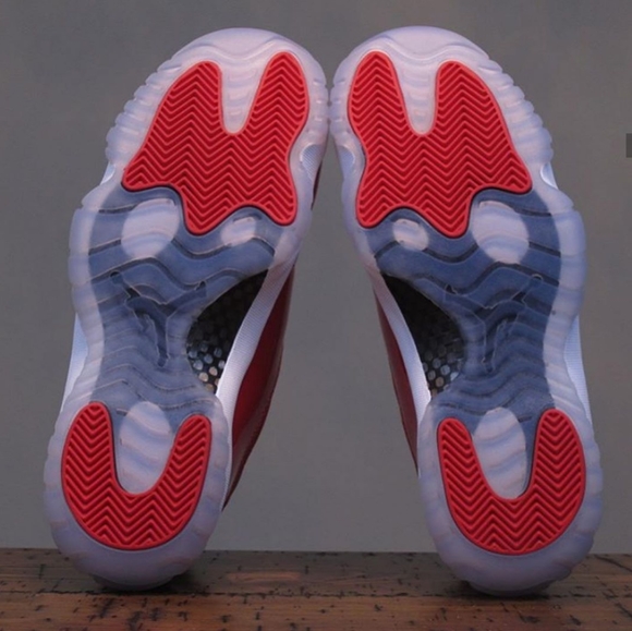 Jordan 11s Red - Picture 2 of 3